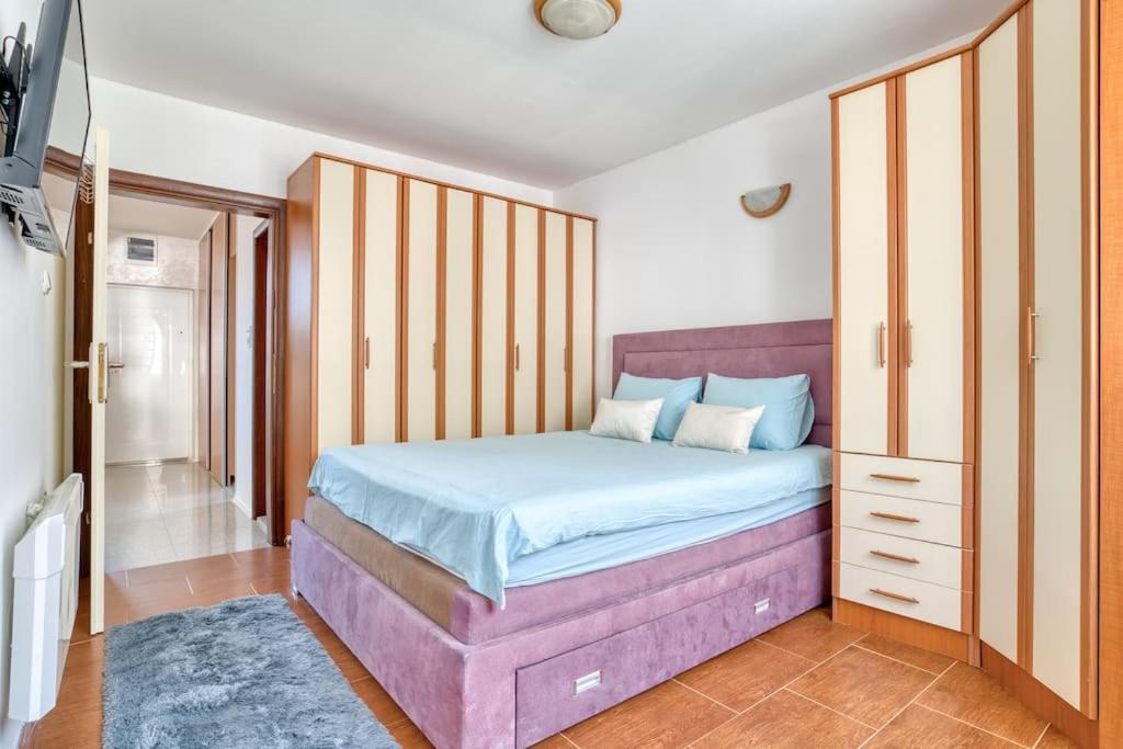 קוטור Cozy Nest Apartment- Central And Seaboard With Elevator מראה חיצוני תמונה
